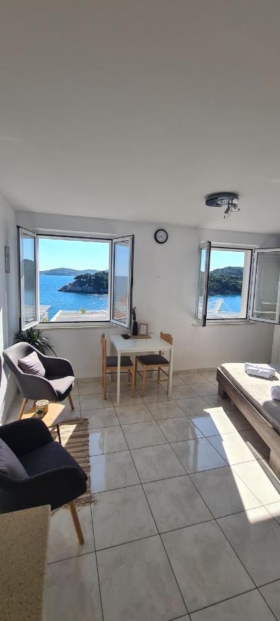 Štikovica Apartments Matea Studio Apartment מראה חיצוני תמונה