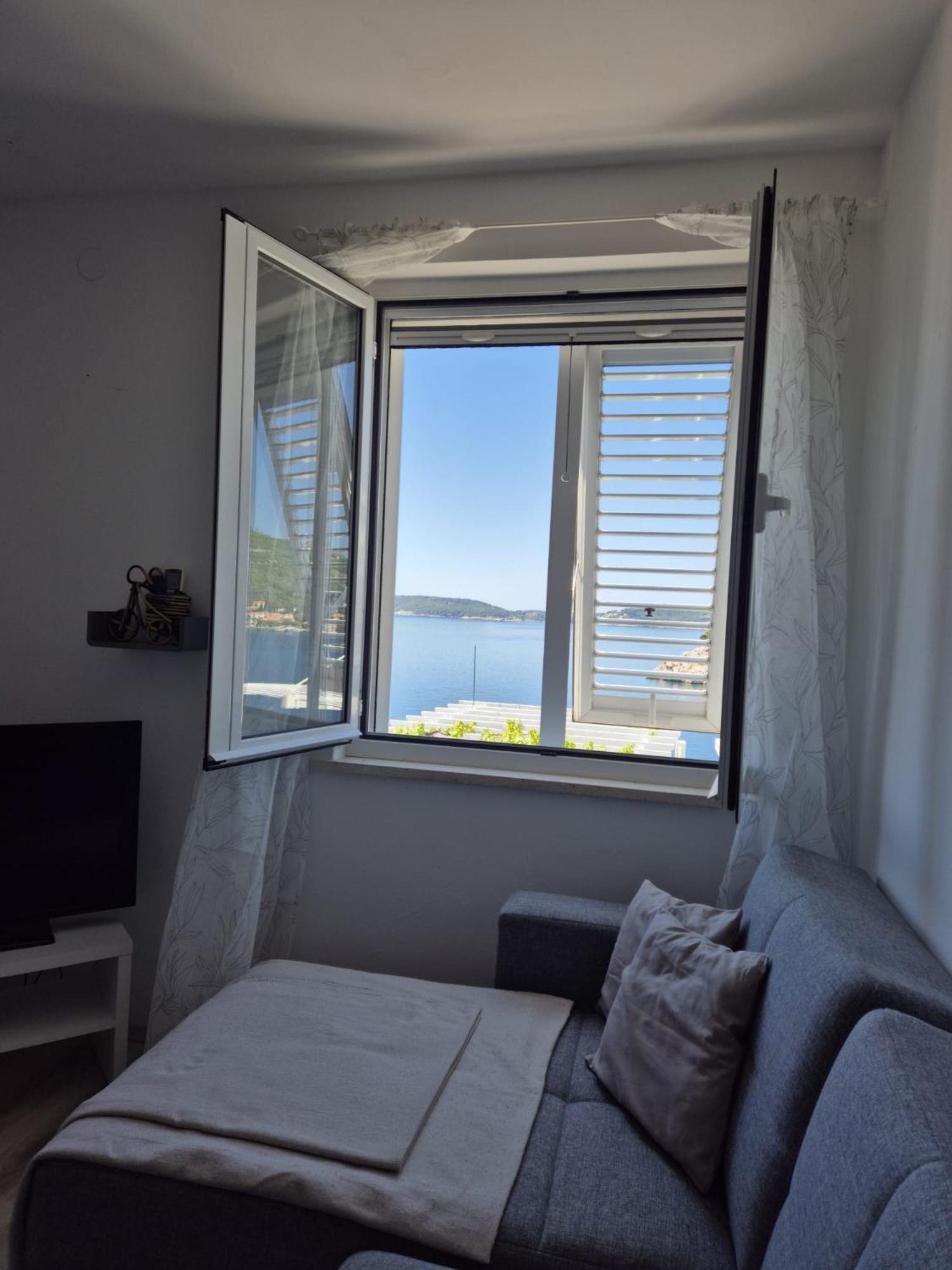 Štikovica Apartments Matea Studio Apartment מראה חיצוני תמונה