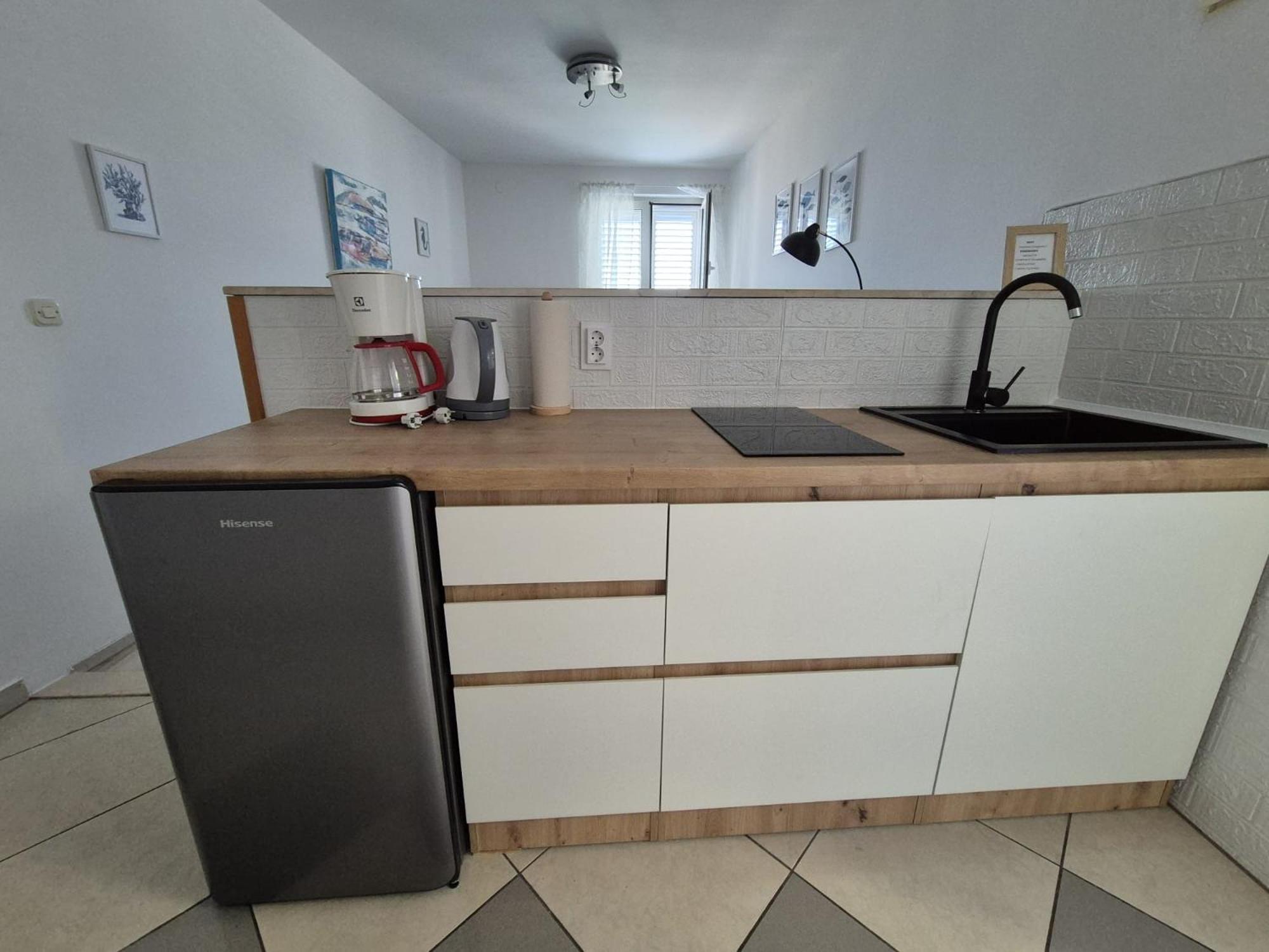 Štikovica Apartments Matea Studio Apartment מראה חיצוני תמונה