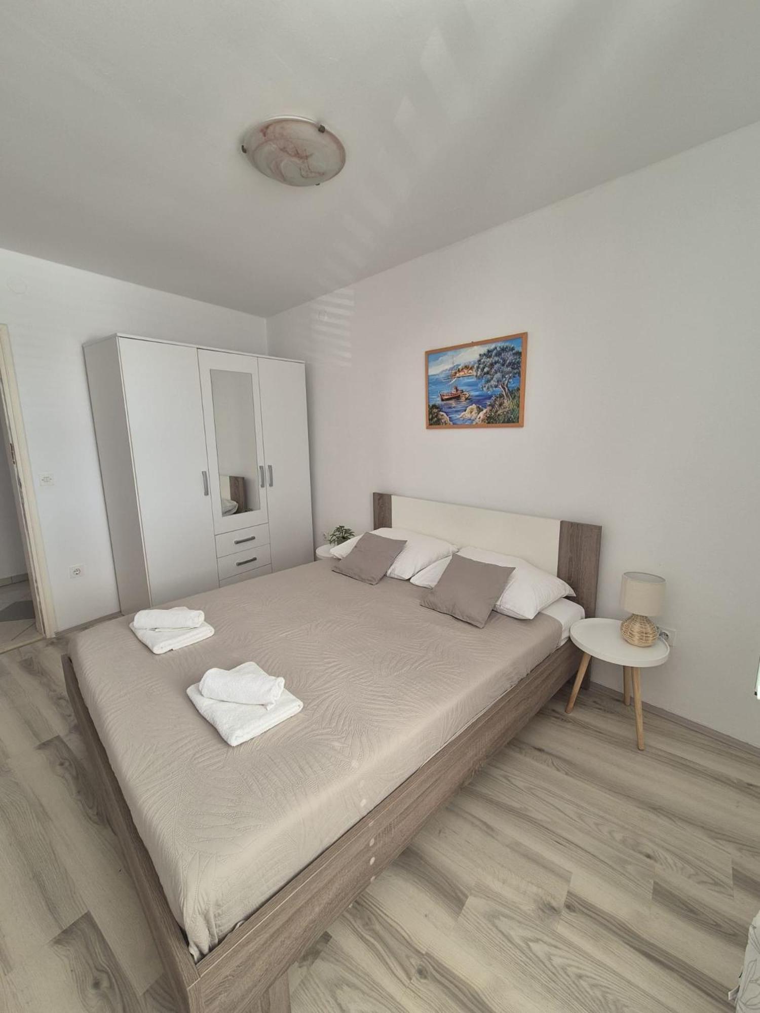 Štikovica Apartments Matea Studio Apartment מראה חיצוני תמונה
